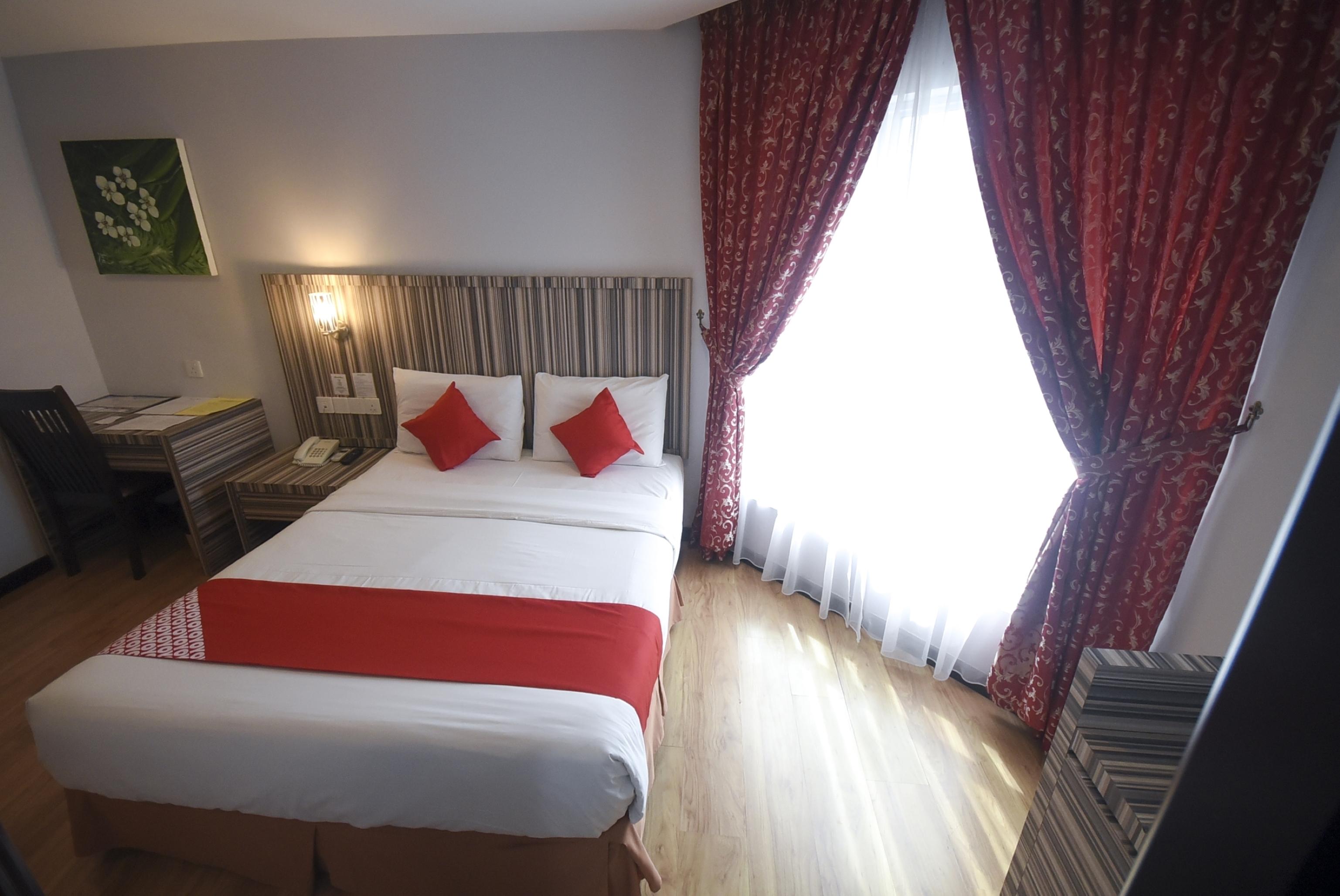 Super Oyo 985 Hotel Nur Miri Exterior foto